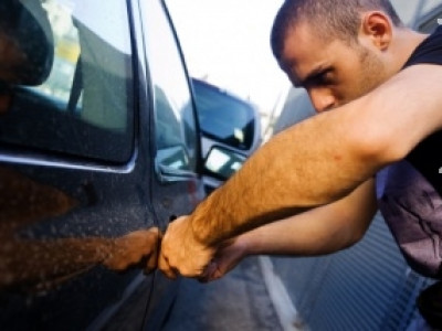 Descubra o que atrai ou afasta o ladrão de carros