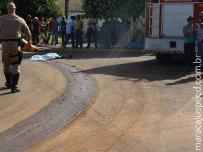 Aposentada morre ao ser atropelada e arrastada por carreta 