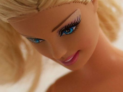 O que há de errado com a Barbie?