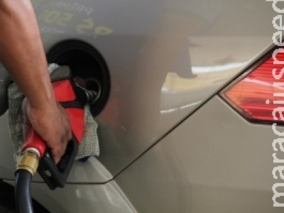 Donos de postos aproveitam reajuste da gasolina e elevam lucro em 90%