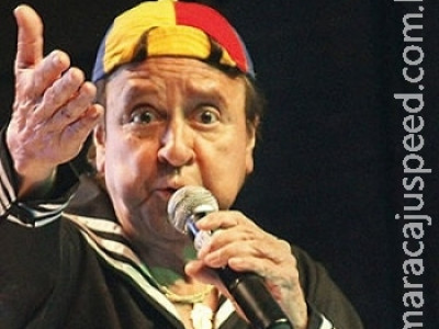 Carlos Villagrán, o Quico, fala de sua relação extraconjugal com Florinda