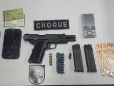 Choque prende traficante com cocaína e pistola de uso restrito da polícia