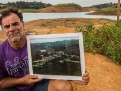 Seca faz cidade submersa há 45 anos ressurgir em SP