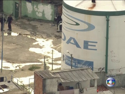 Troca de tiros deixa mortos e fura reservatório em comunidade