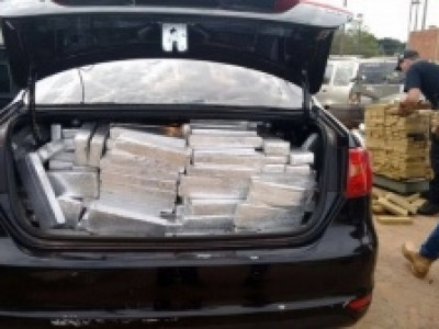 DOF apreende mais de 3 toneladas de maconha em seis carros