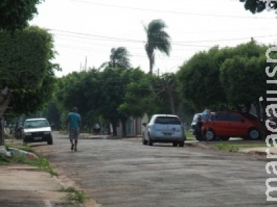 Bandidos encapuzados, amarram e agridem mulher de 70 anos durante roubo