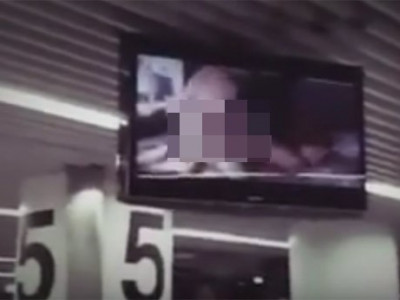 Vídeo pornô é exibido por engano em aeroporto