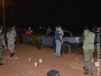 Ocupantes de caminhonete executam rapaz com mais de 30 tiros de 9mm