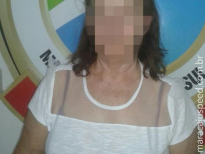 Foragida por matar homem a pauladas, mulher de 66 anos é presa