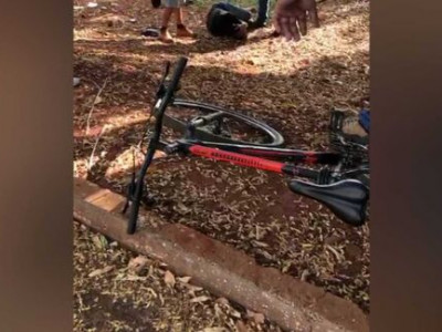 Bandido surrado por moradores furtou bicicleta e iPhone de adolescente na Guaicurus