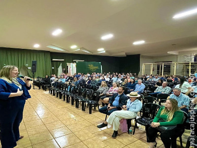 Maracaju: Palestra de Marielly Biff abordou a importância da comunicação no processo de sucessão das famílias