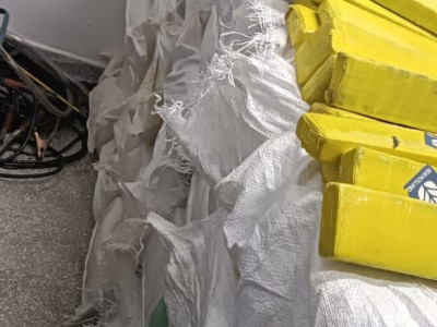 Moradores de Uberlândia são presos transportando drogas pela MS-040