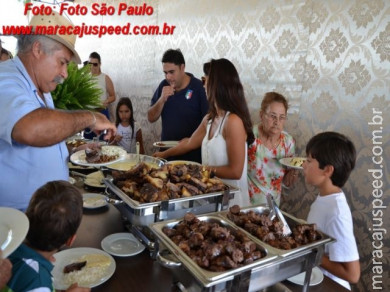 Aniversário Senhora Syra Alves Correa e Senhor Antônio Alves Correa pais de Rovilson Correa 08/01/15