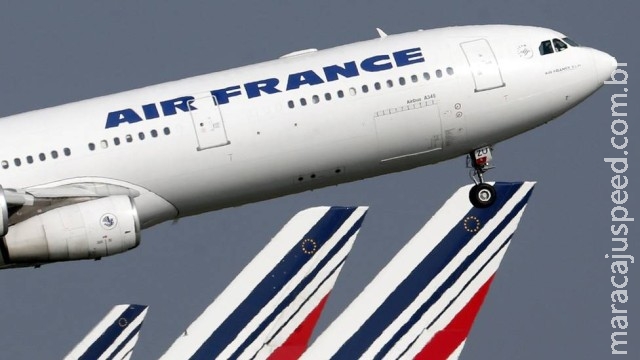 Air France é condenada a indenizar idoso em R$ 15 mil por não fornecer cadeira de rodas