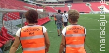 Imagina sua mãe fazendo a segurança de um clássico? Aconteceu no Recife