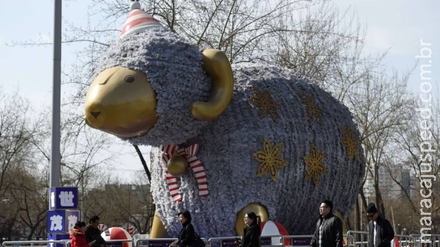 Enquanto Brasil comemora carnaval, China festeja Ano Novo