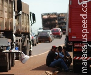 Quatro cidades de MS continuam com rodovias fechadas por protestantes