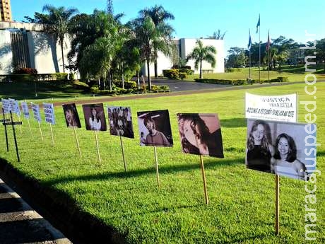  Movimento pede justiça por professora morta há 15 anos