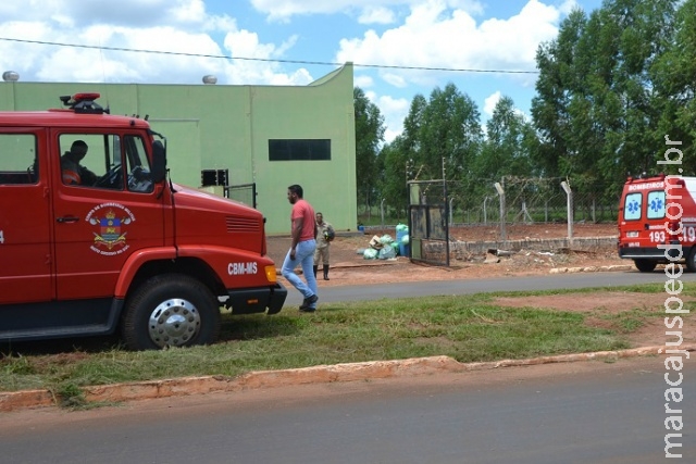 Princípio de incêndio em fábrica mobiliza Bombeiros