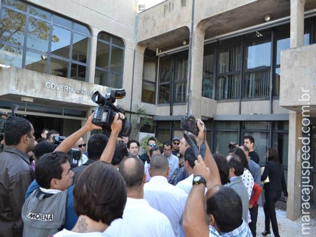 Após manifestação na frente da governadoria, Fórum do Servidor é recebido por secretários