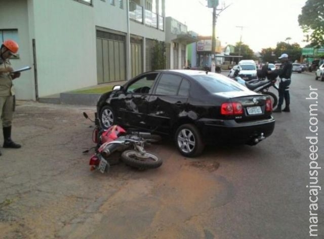 Pai de cantor sertanejo se envolve em acidente no interior