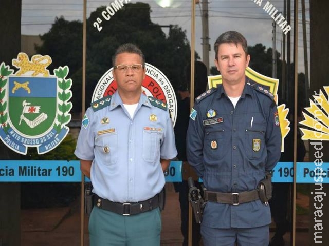 Comandante Major Juracy da 2ª CIPM apresenta Subcomandante Capitão Júlio Marcos a corporação e a população maracajuense