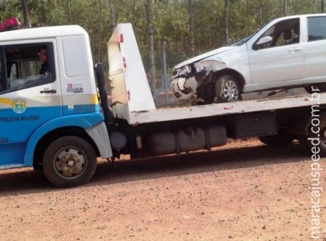 Motorista capota carro roubado na MS-455 e veículo é apreendido