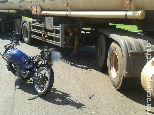 Motociclista morre após colisão com carreta em avenida de Campo Grande