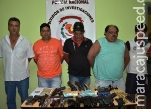 Quadrilha é presa com pistolas do exército paraguaio, munições e dinheiro