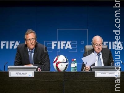 Fifa abre expedientes administrativos contra Blatter e Valcke