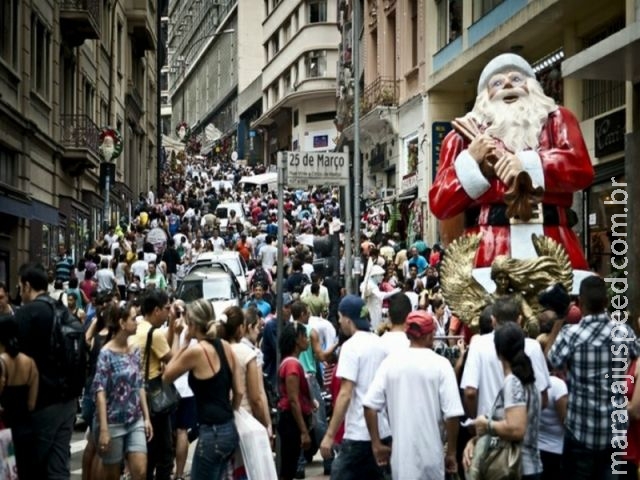 Intenção de consumo das famílias cresce 2,4% em outubro