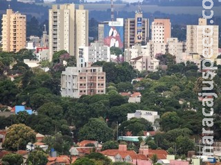 Taxa de ocupação de leitos por casos de coronavírus continua alta em Dourados