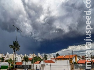 Sem trégua: segunda-feira será de chuvas intensas a qualquer hora do dia em MS