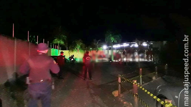 Em Dourados, guardas acabam com festa clandestina que reunia 11 adolescentes e 32 adultos