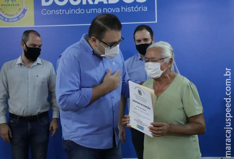  Prefeitura de Dourados conclui semana de regularização fundiária