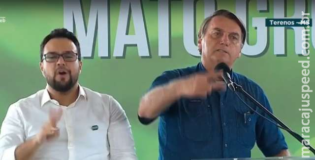  Quebrei a cara com o “Perneta”, ironiza Bolsonaro sobre ex-ministro da Saúde 