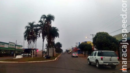  Vento frio e ar seco continuam predominando nesta sexta-feira em Sidrolândia 