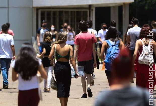 Enem está marcado para novembro, garante ministro da Educação