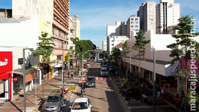 Capital não sai “do vermelho” e 7 cidades pioram no risco de contágio da covid 