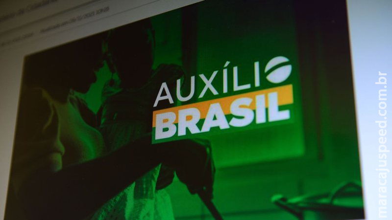 Beneficiários do Auxílio Brasil com NIS final 4 recebem nesta quarta; confira calendário