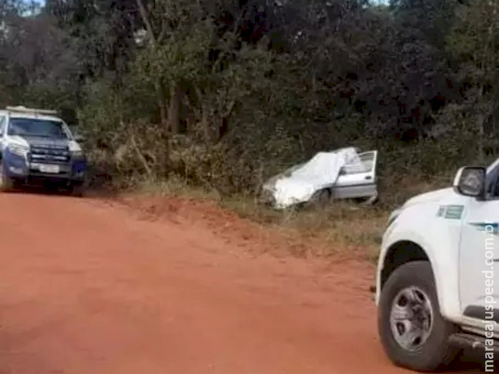 Casal e bebê morrem após capotamento em estrada rural