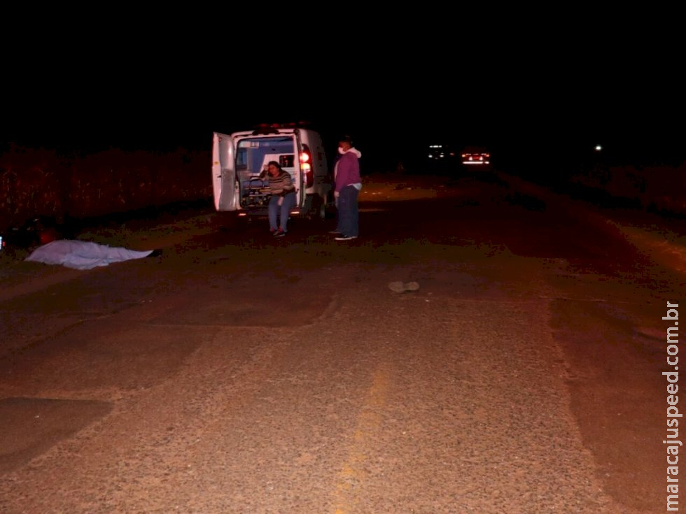 Homem morre após colidir motocicleta em lateral de bitrem na MS-379