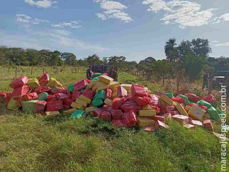 Polícia descobre carga de maconha enterrada em fazenda na fronteira de MS