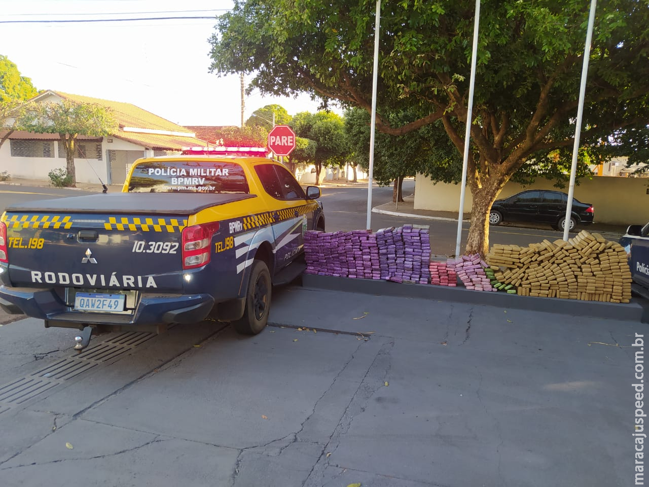 Polícia Militar Rodoviária em conjunto com Polícia Militar e Civil de Brasilândia apreende carga de maconha na MS-395