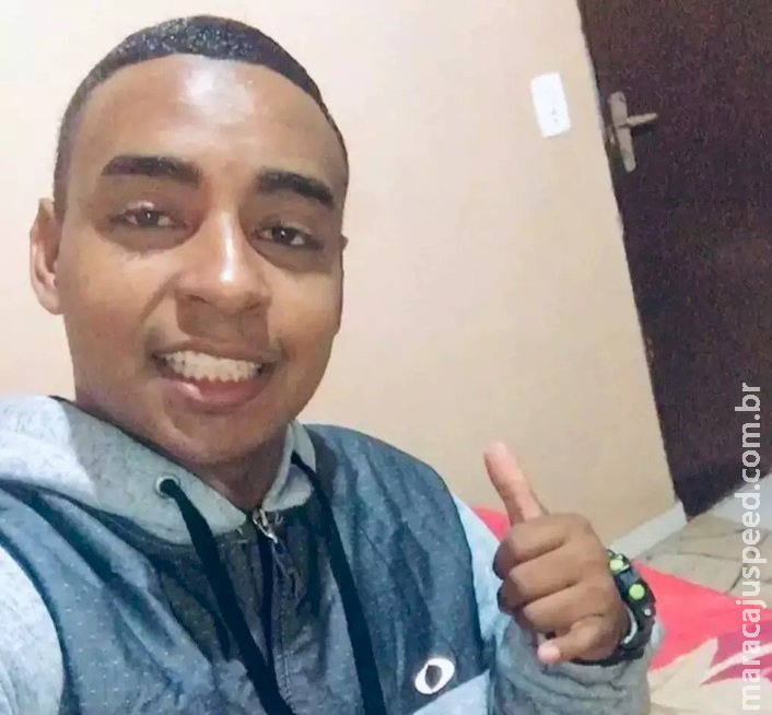 Rapaz assassinado com várias pauladas e facadas tinha só 24 anos e passagens pela polícia