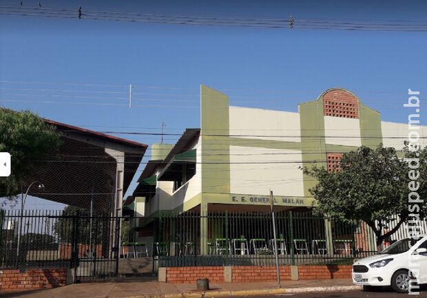 Mãe de aluna liga em escola e ameaça matar professora em Campo Grande