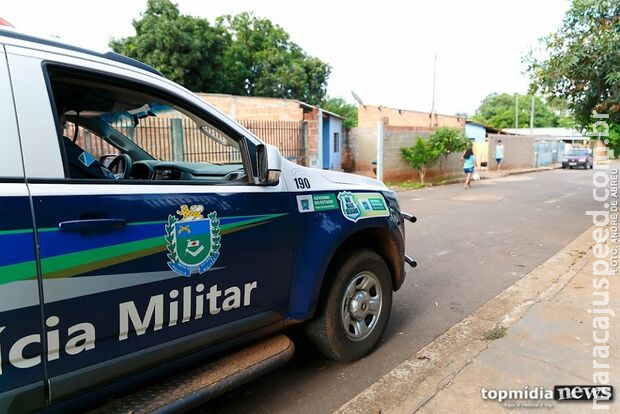 Descontrolado, filho agride mãe e parte para cima da polícia na Vila Nossa Senhora das Graças