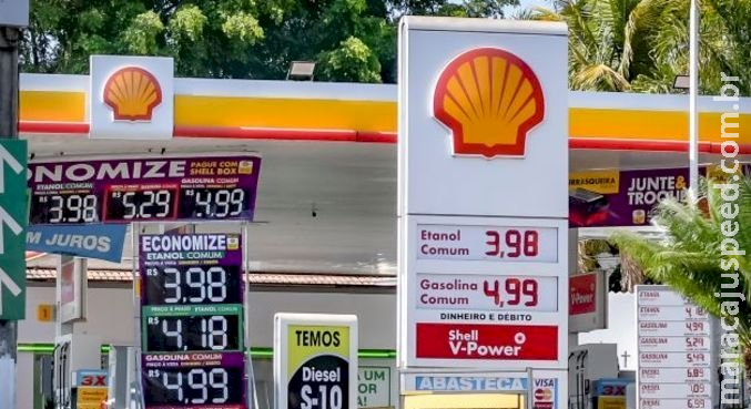 ela 11ª semana, gasolina cai mais 2,5% e chega a R$ 5,04 nos postos