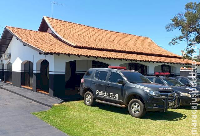 Homem sem CNH é detido após ser flagrado empinando moto em Caarapó