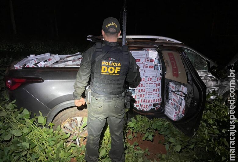 Carros carregados com cigarros e defensivos agrícolas colidem e são apreendidos